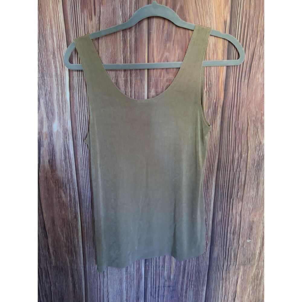 Chicos gold scoop neck tank top size 1 medium